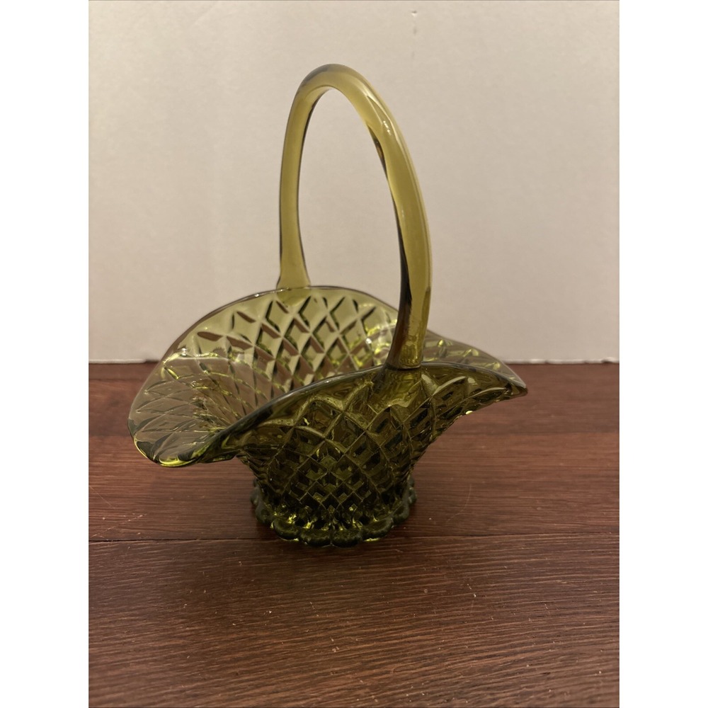 Vintage Viking Green Glass Basket Diamond Cut Handle Scalloped Base Easter Plus